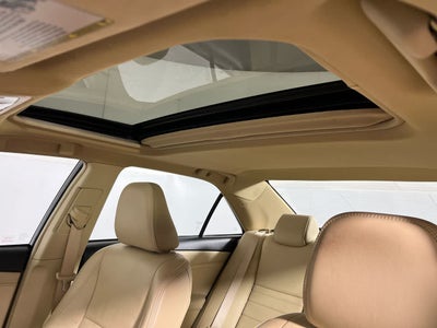 2016 Toyota Camry XLE
