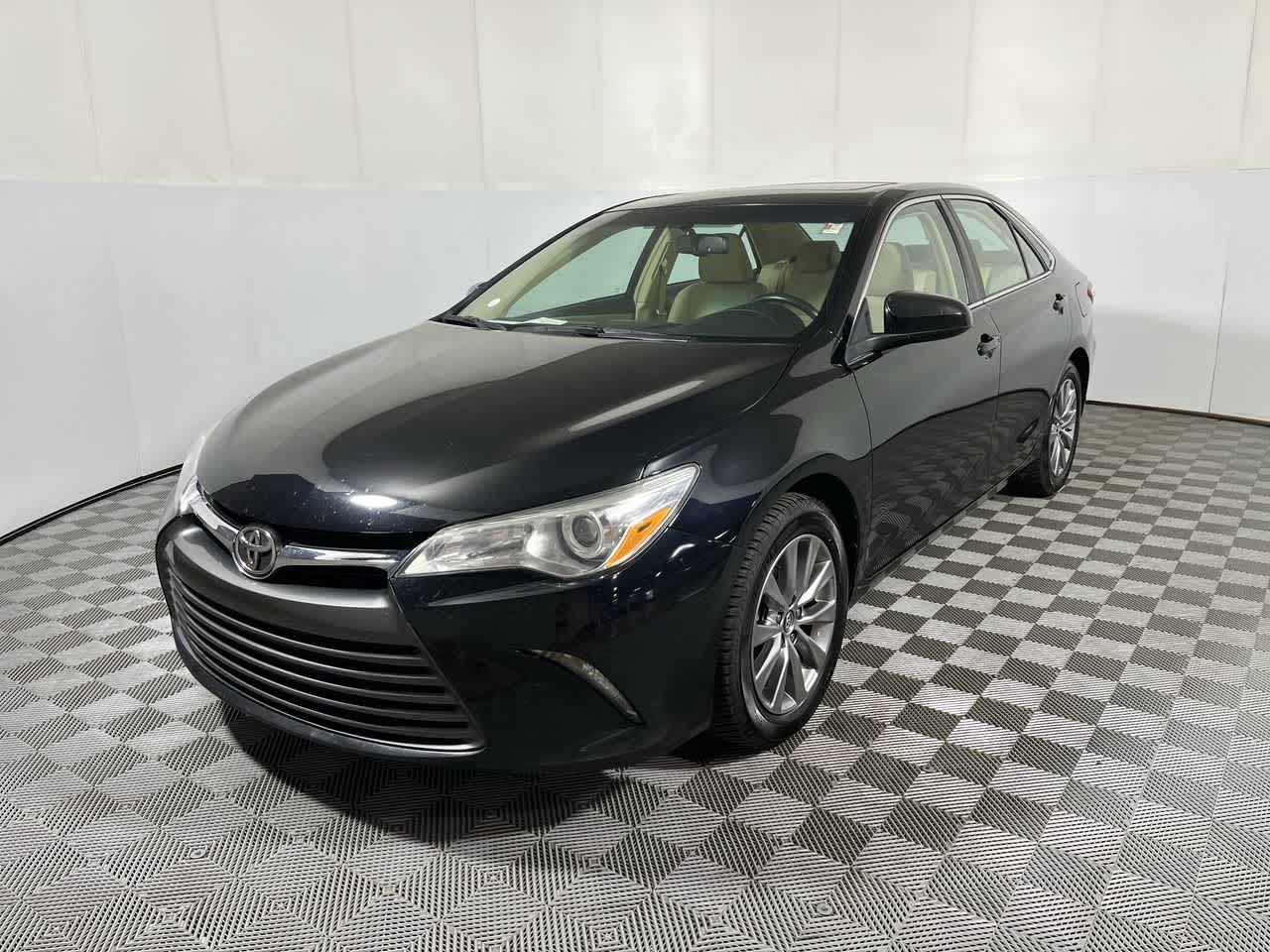 2016 Toyota Camry XLE