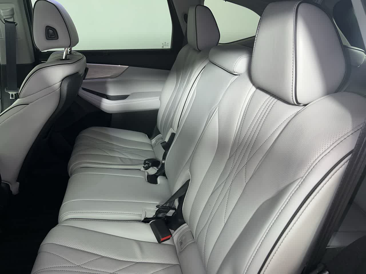 2026 Acura MDX w/Advance Package