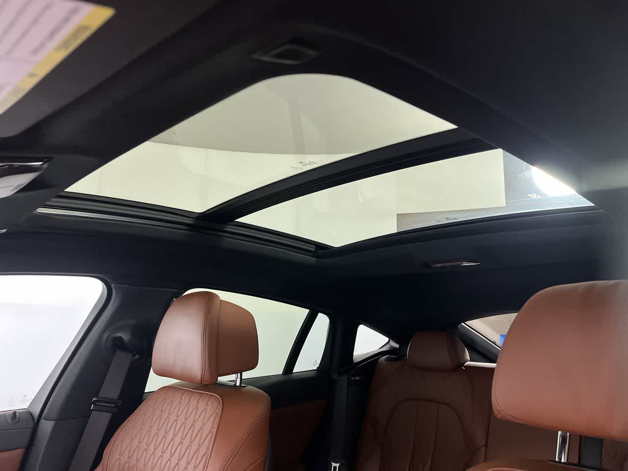 2023 BMW X6 xDrive40i xDrive40i