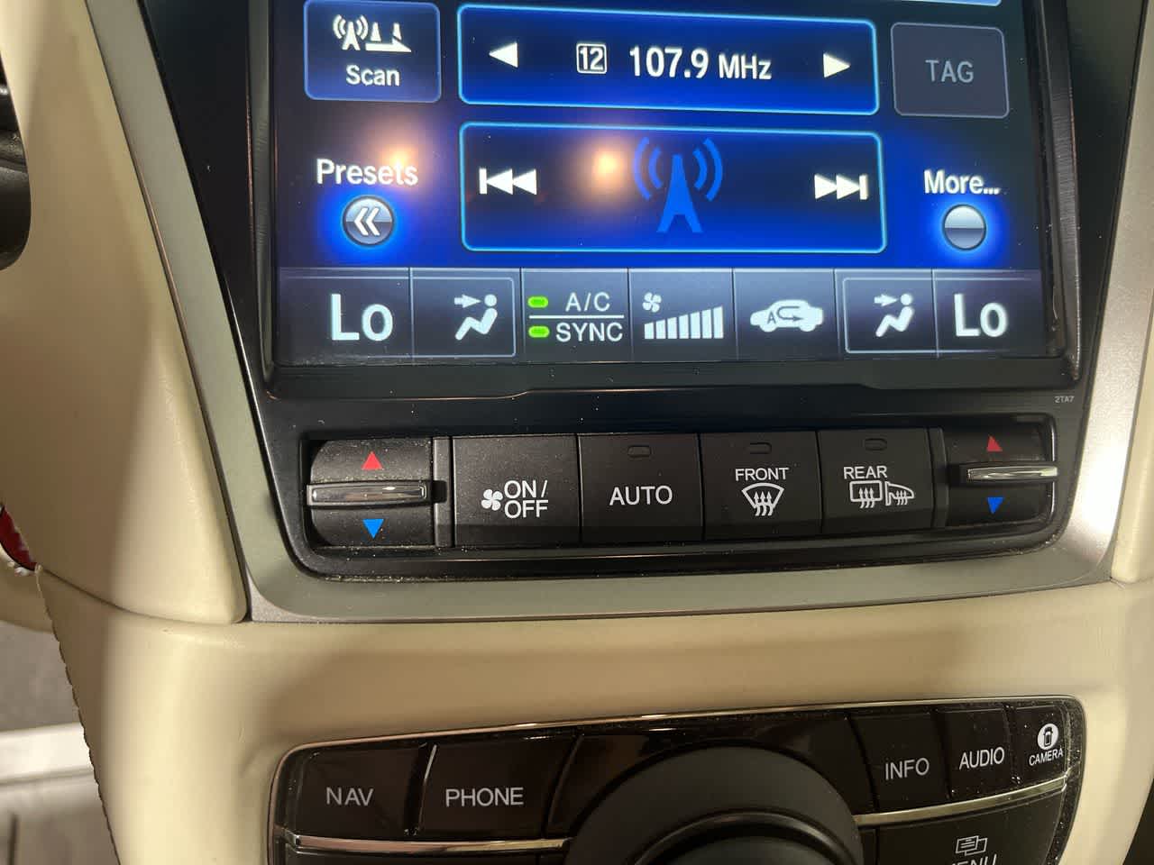 2017 Acura RLX w/Advance Pkg