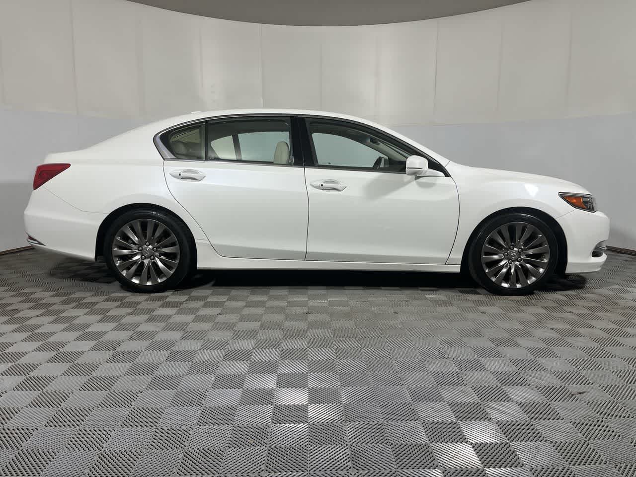2017 Acura RLX w/Advance Pkg