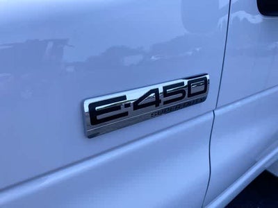 2025 Ford Econoline Cutaway E-450 DRW