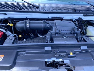 2025 Ford Econoline Cutaway E-450 DRW