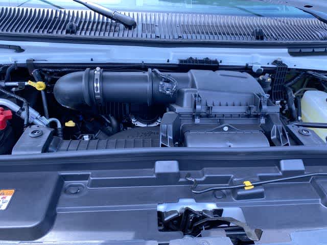 2025 Ford Econoline Cutaway E-450 DRW