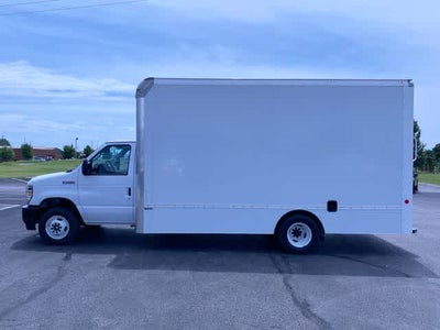 2025 Ford Econoline Cutaway E-450 DRW