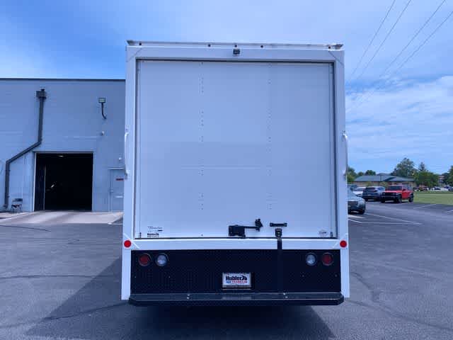 2025 Ford Econoline Cutaway E-450 DRW
