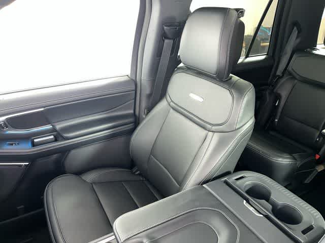 2026 Ford Expedition Platinum®
