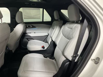2027 Ford Explorer Platinum™