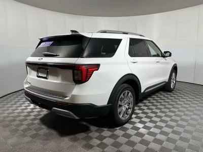 2027 Ford Explorer Platinum™