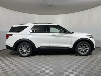 2027 Ford Explorer Platinum™