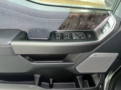 2025 Ford Super Duty F-250 SRW LARIAT