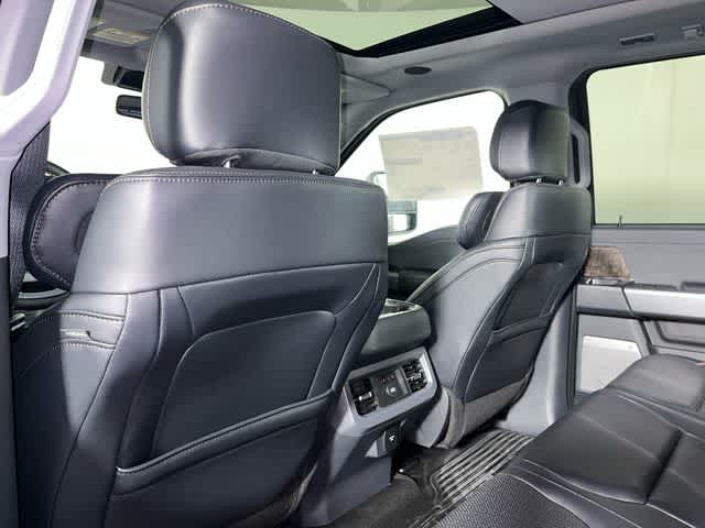 2025 Ford Super Duty F-250 SRW LARIAT