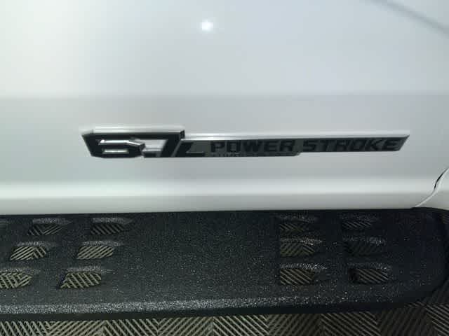 2026 Ford Super Duty F-350® XLT