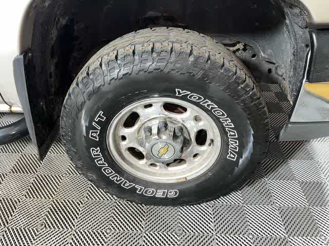 2004 Chevrolet Silverado 2500HD LS