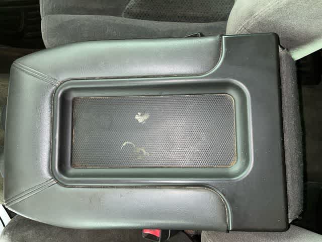 2004 Chevrolet Silverado 2500HD LS