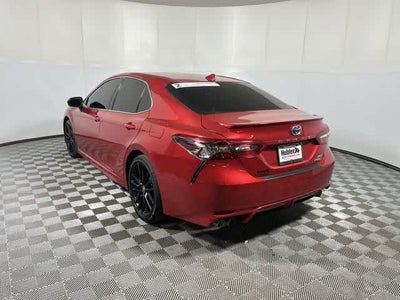 2022 Toyota Camry Hybrid XSE
