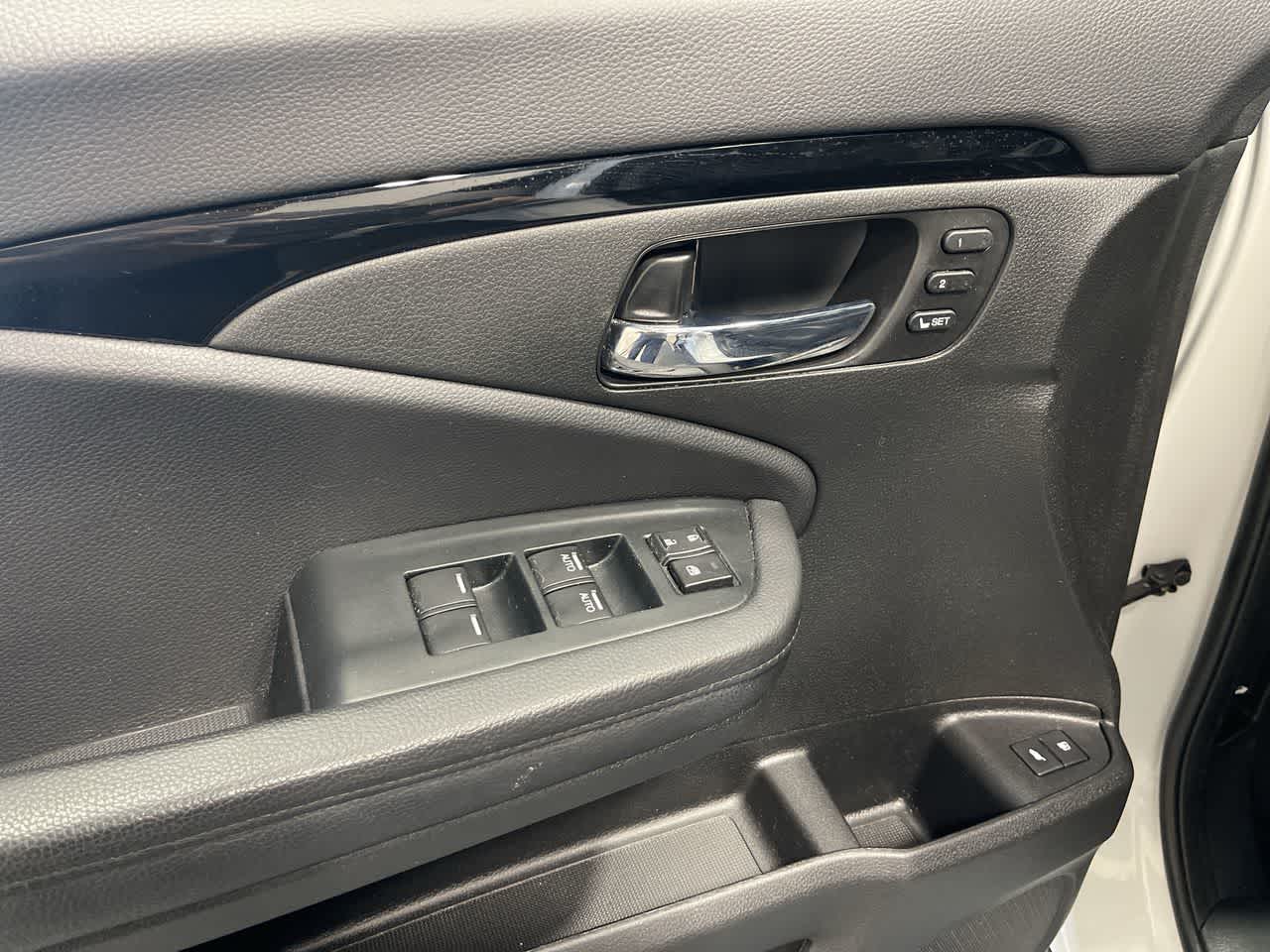 2022 Honda Pilot Touring 7-Passenger