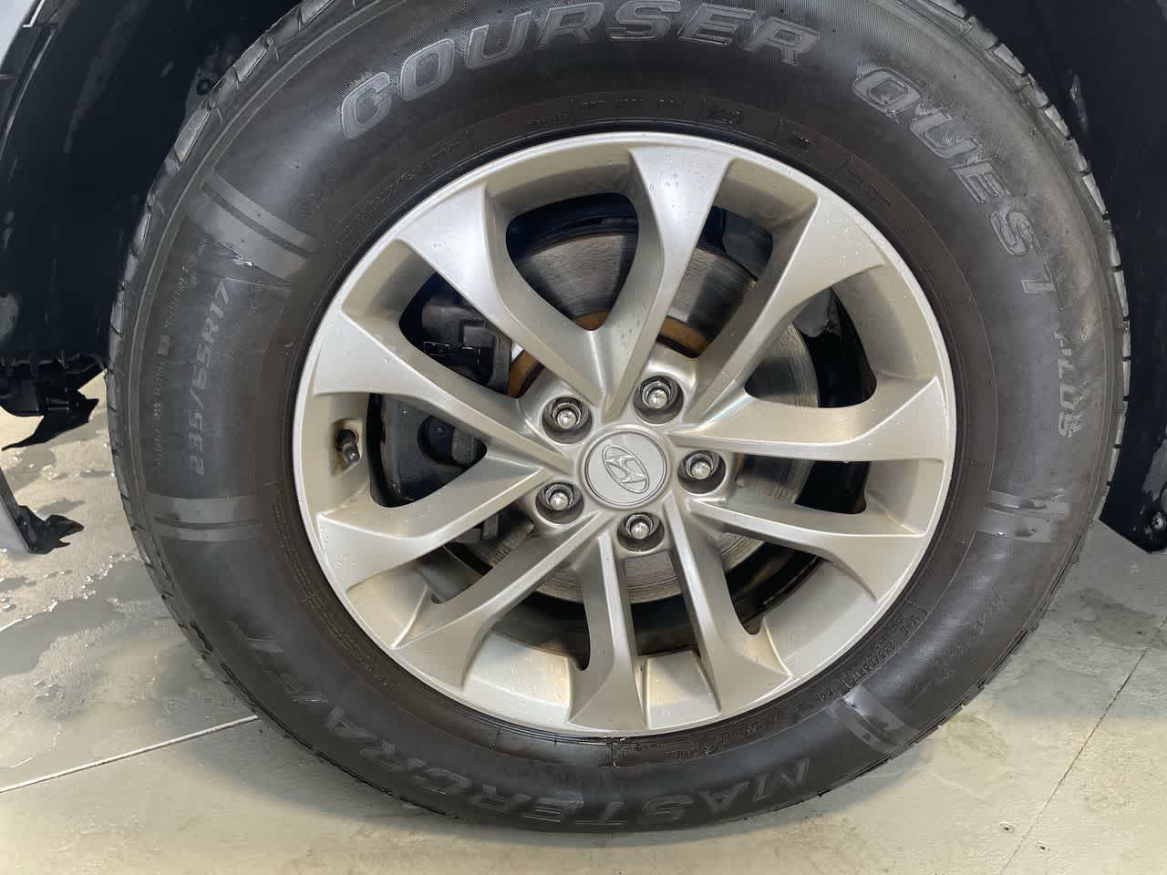 2019 Hyundai Santa Fe SE