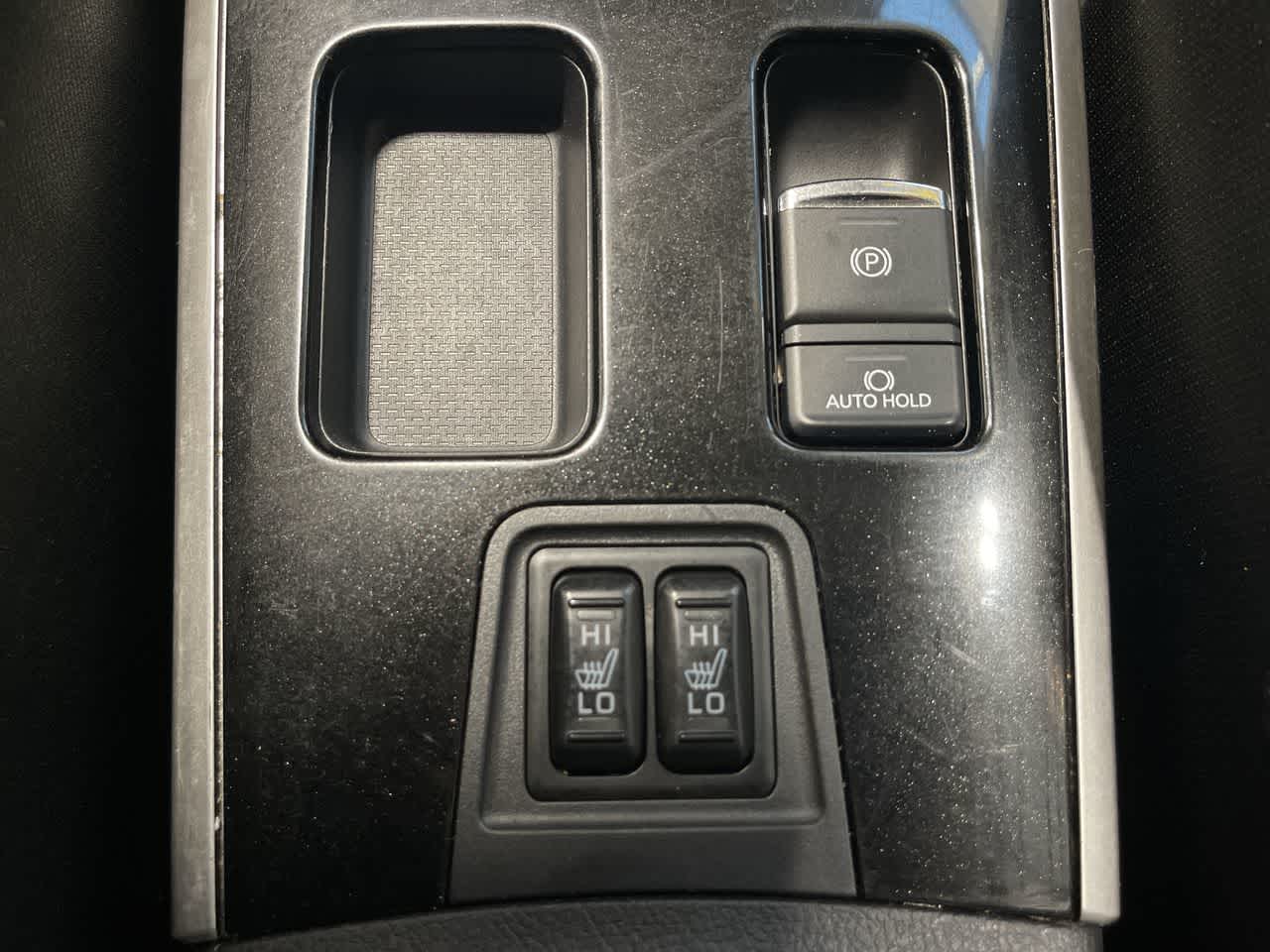 2020 Mitsubishi Outlander ES
