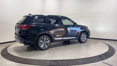 2020 Mitsubishi Outlander ES