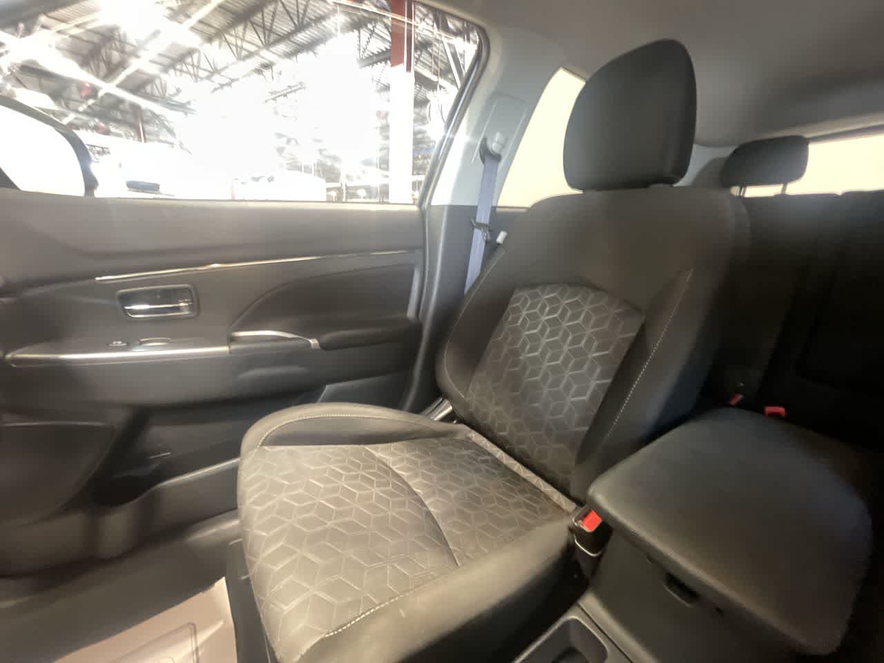 2020 Mitsubishi Outlander Sport SE 2.0