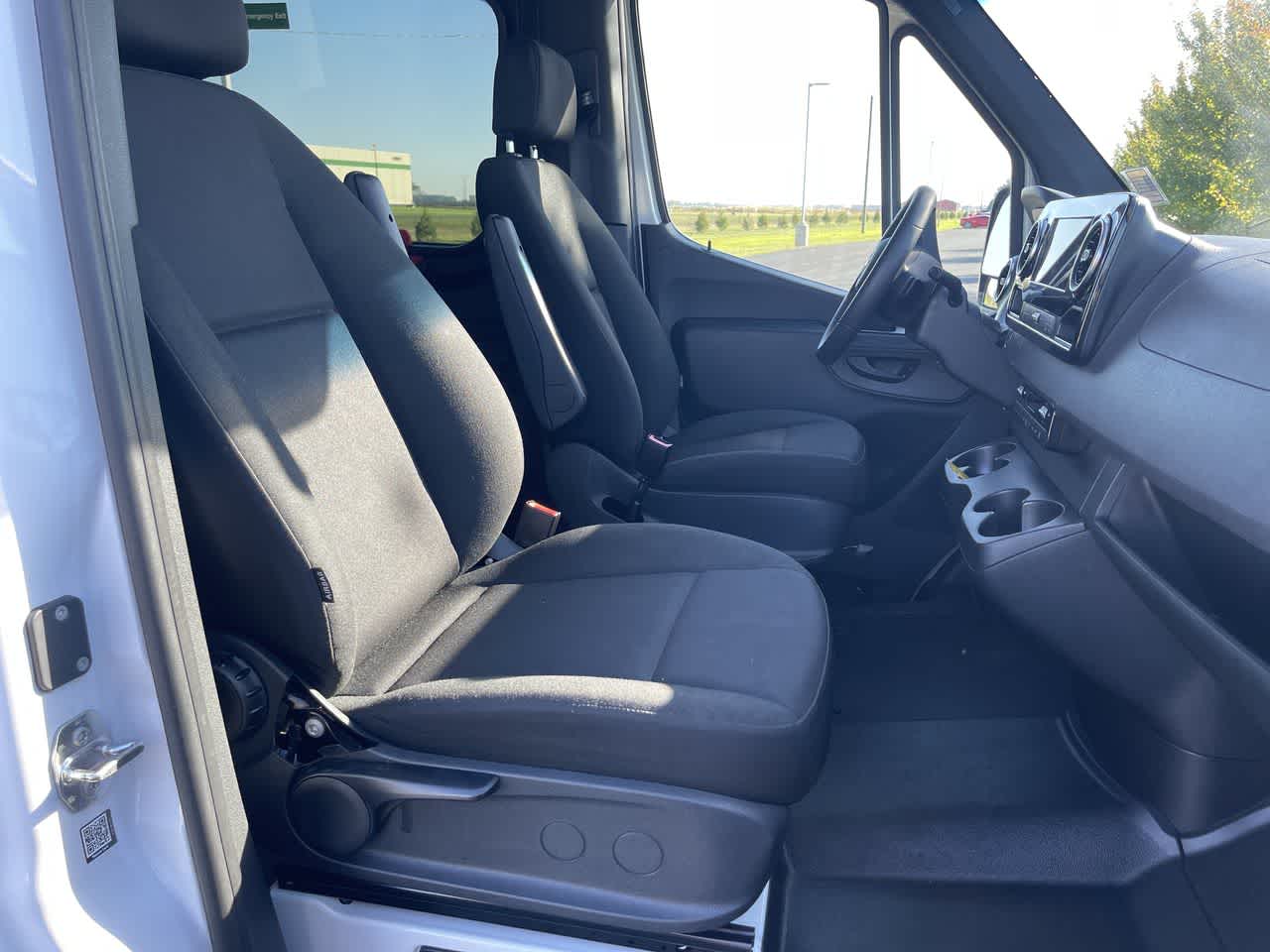 2025 Mercedes-Benz Sprinter Passenger Van 2500 Standard Roof I4 Diesel 144" RWD