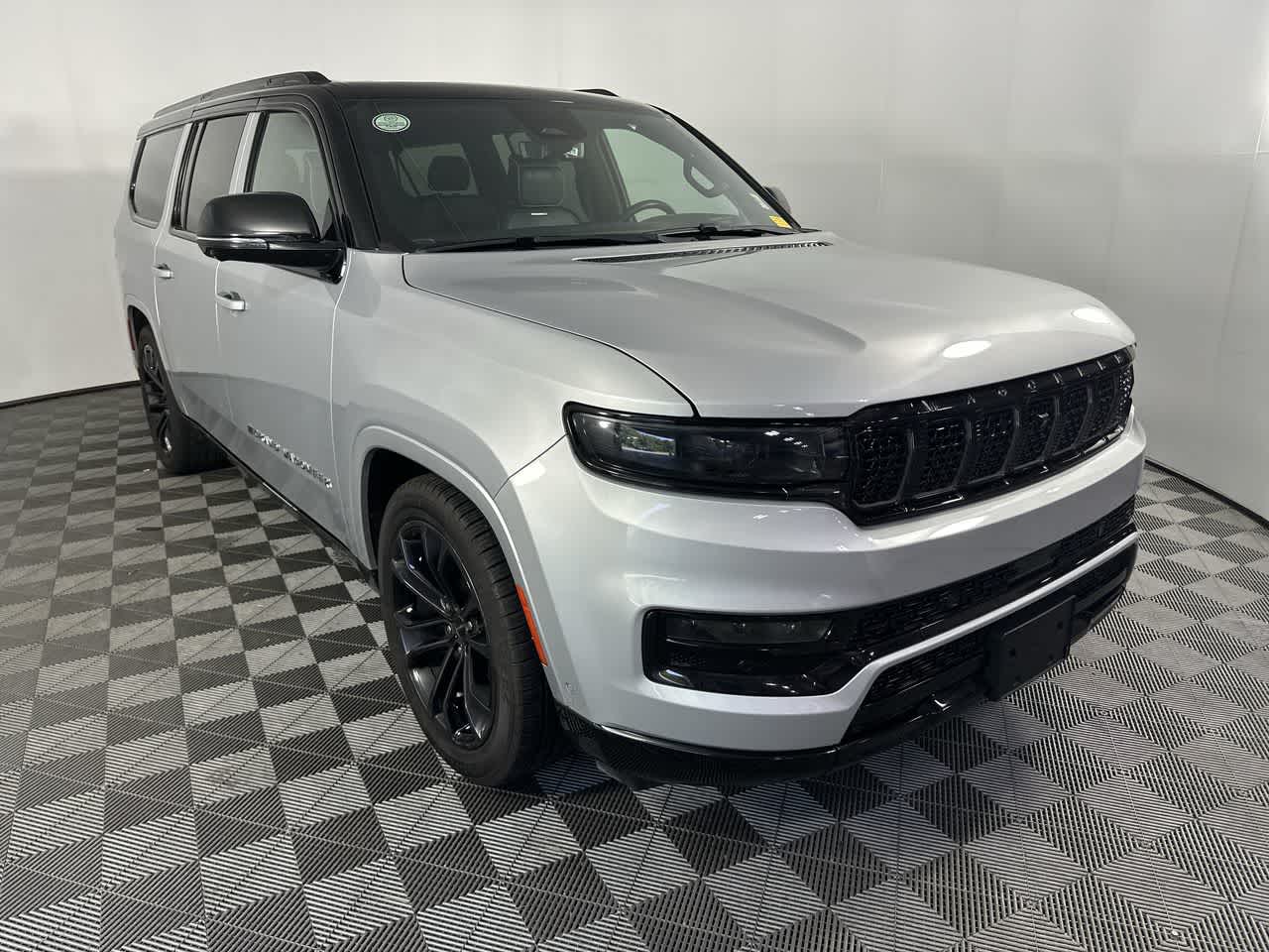 2024 Jeep Grand Wagoneer L Obsidian