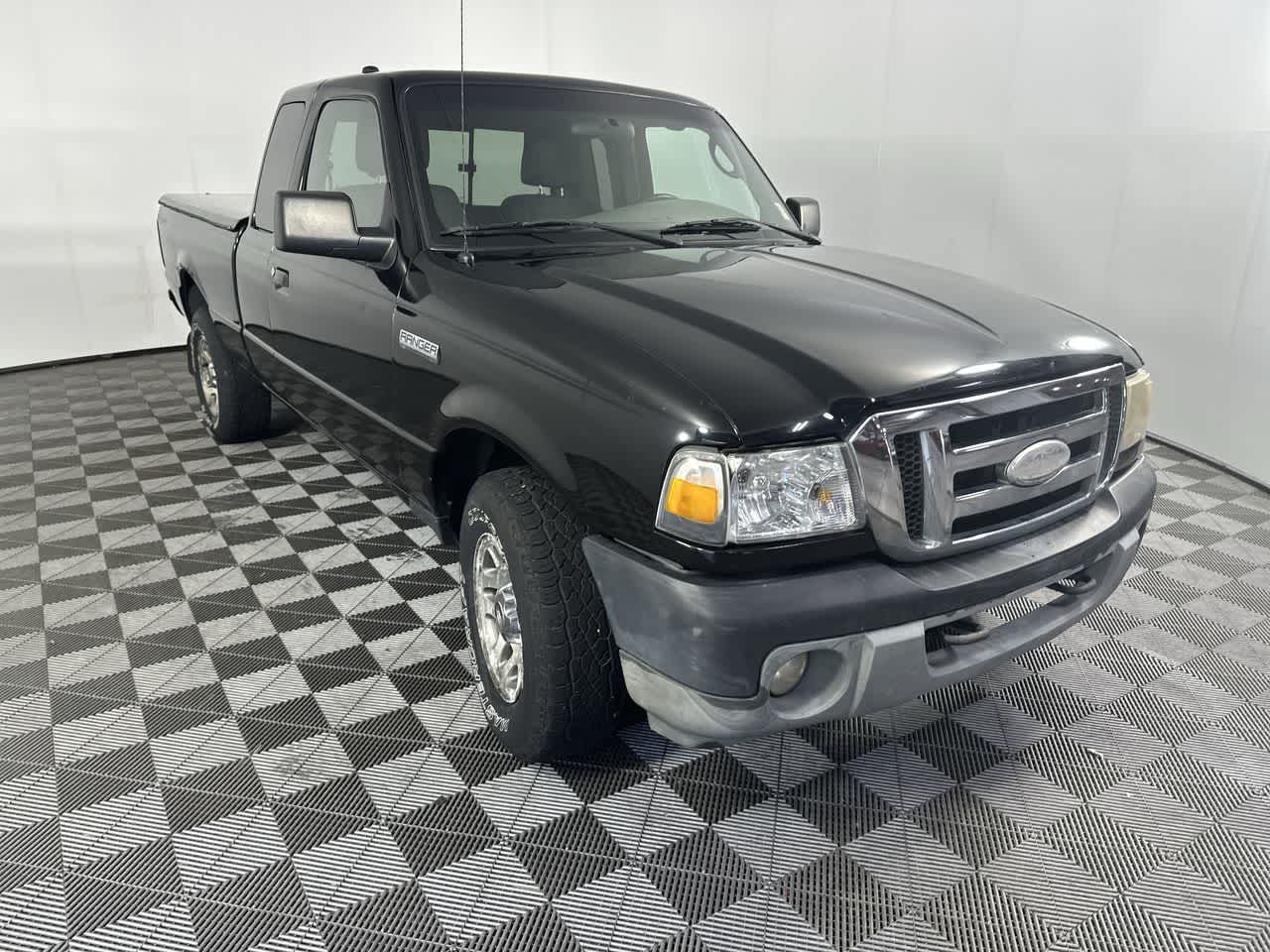 Used 2010 Ford Ranger XLT with VIN 1FTLR4FE9APA19829 for sale in Shelbyville, IN