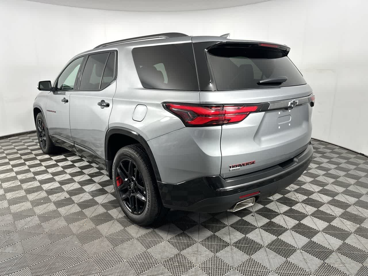 2024 Chevrolet Traverse Limited Premier