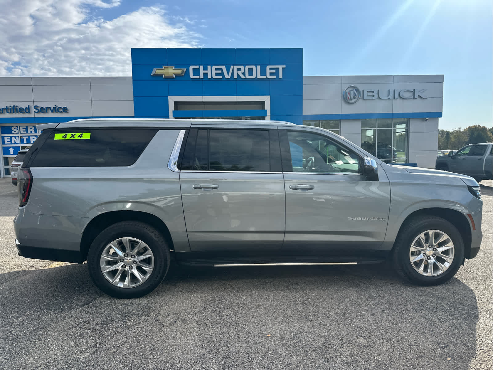 2025 Chevrolet Suburban Premier