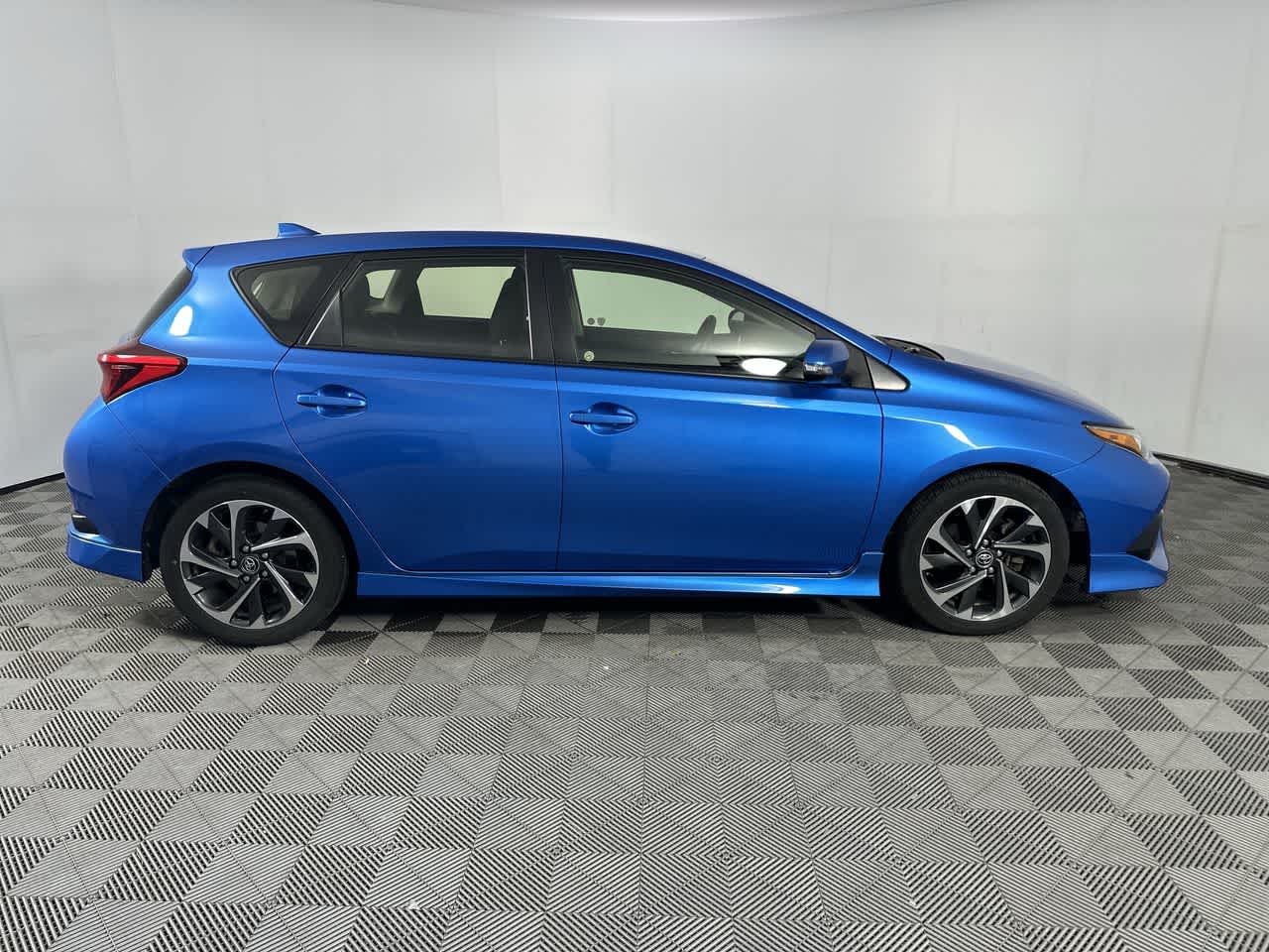 2017 Toyota Corolla iM Base