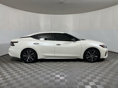 2022 Nissan Maxima SV