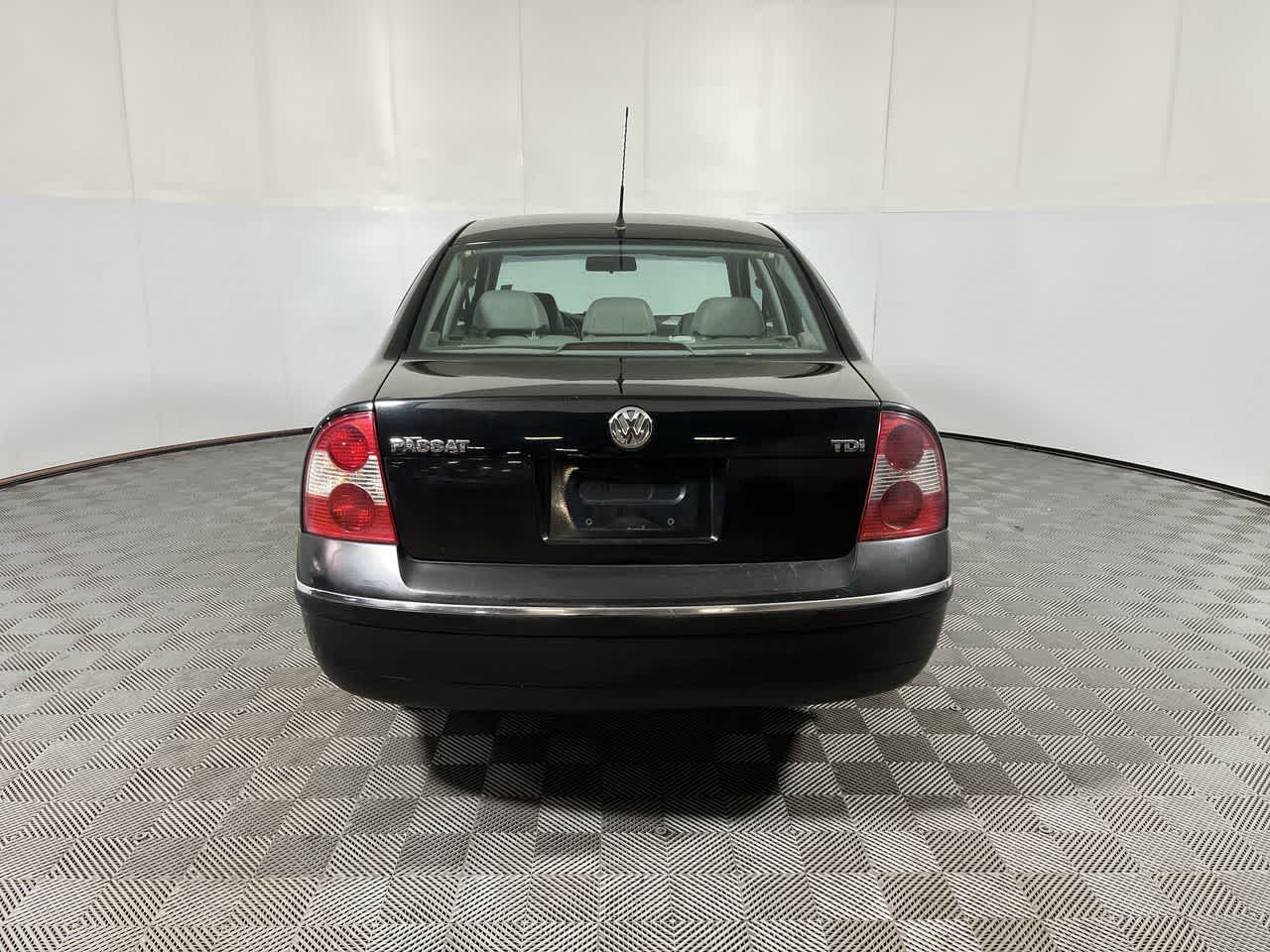2004 Volkswagen Passat Sedan GLS