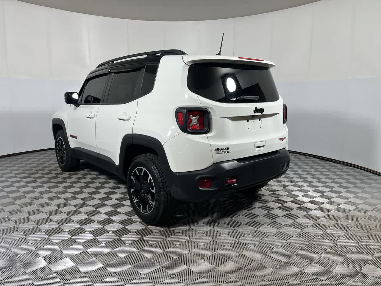 2023 Jeep Renegade Trailhawk