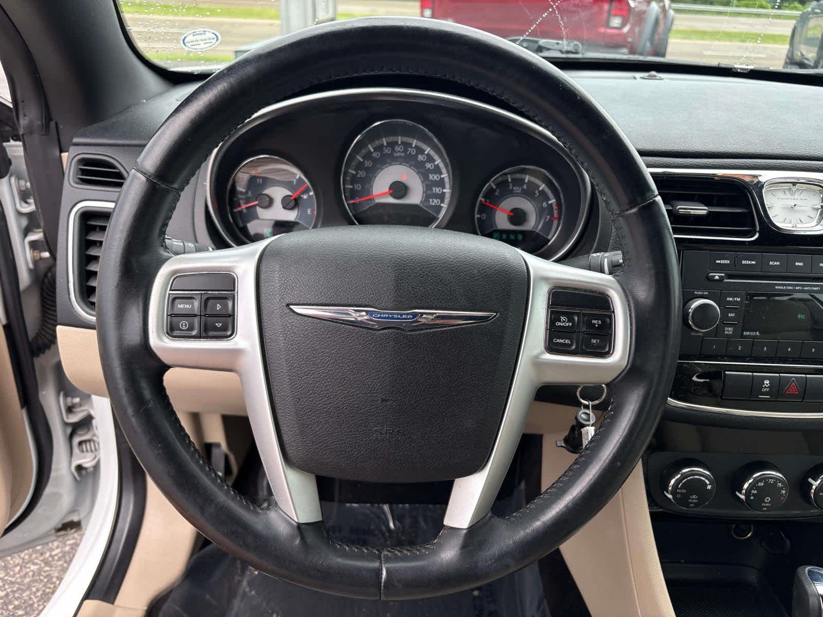 2012 Chrysler 200 Touring