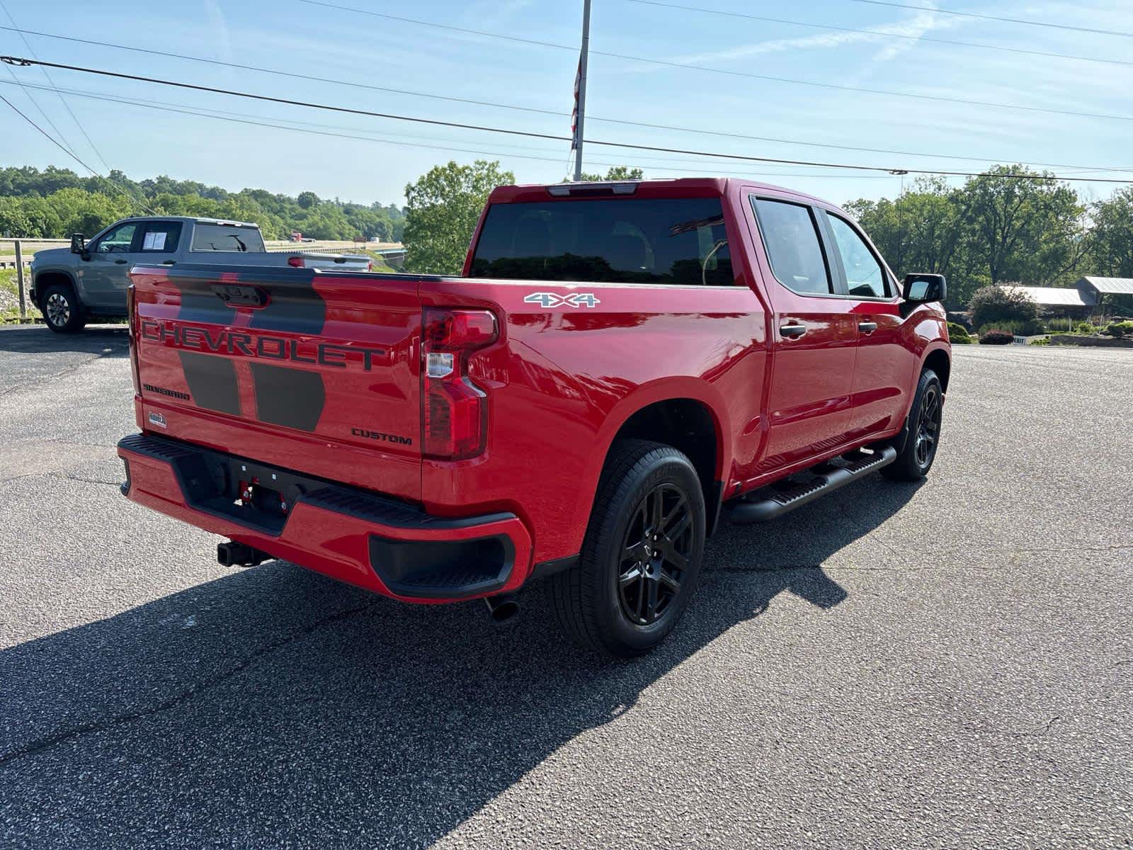 2025 Chevrolet Silverado 1500 Custom
