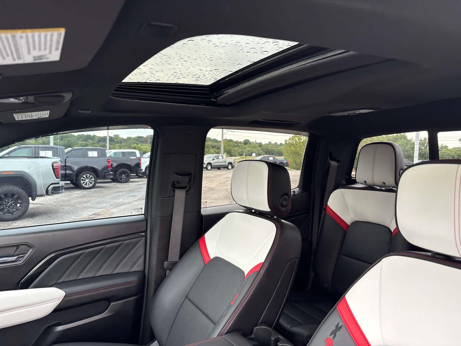 2024 GMC Canyon AT4X