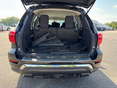 2020 Nissan Pathfinder SV