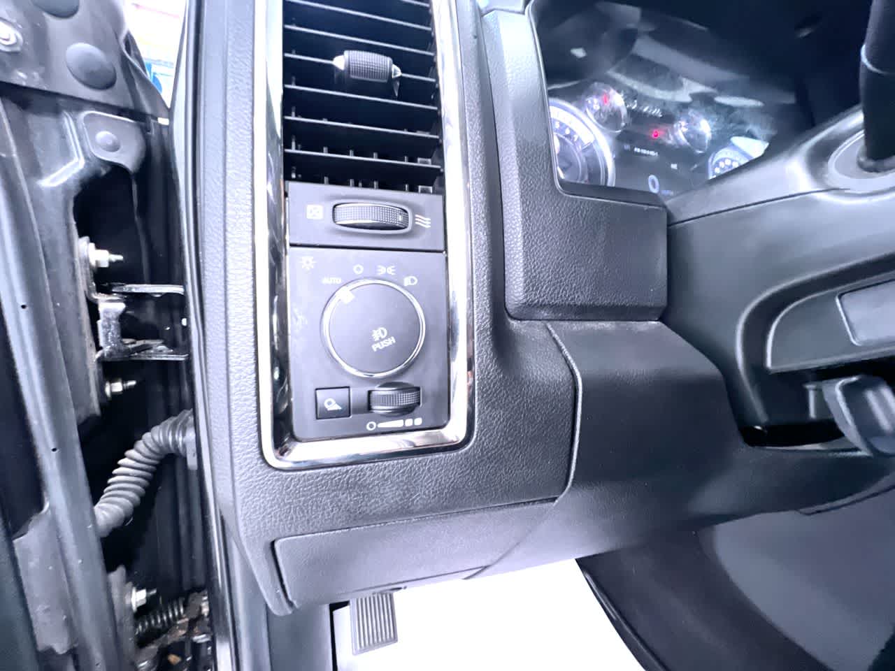 2018 RAM 1500 Sport