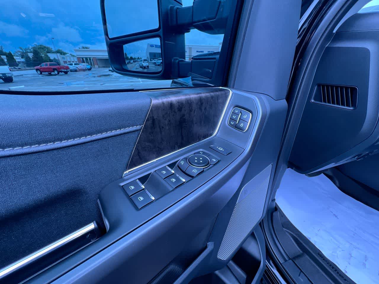 2024 Ford Super Duty F-350 SRW XL