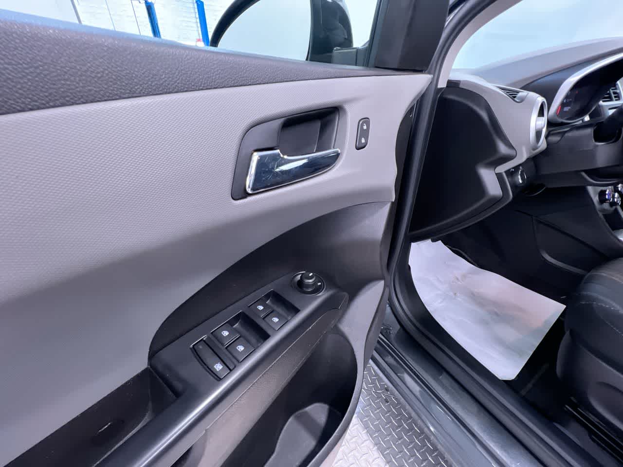 2020 Chevrolet Sonic LT