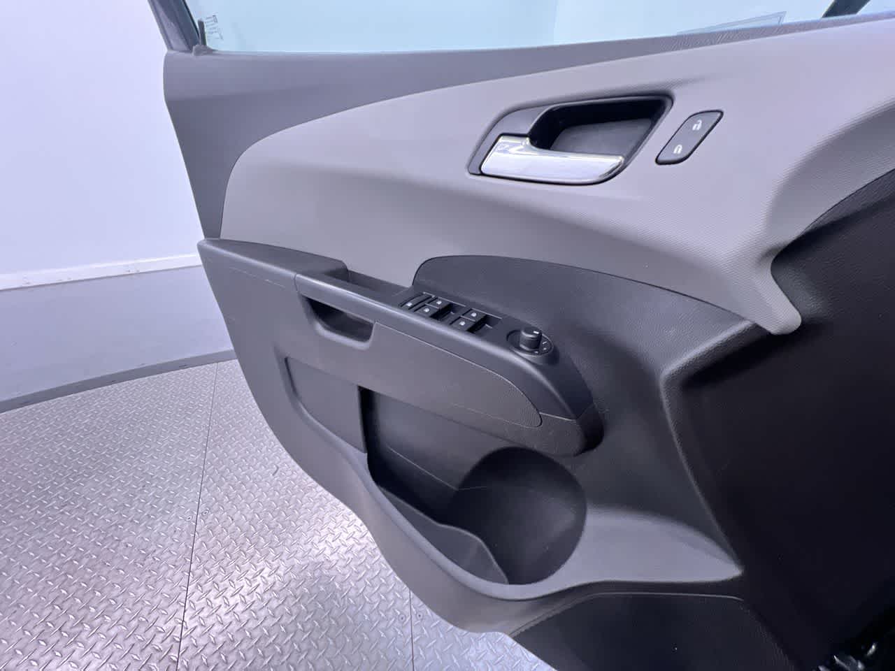 2020 Chevrolet Sonic LT