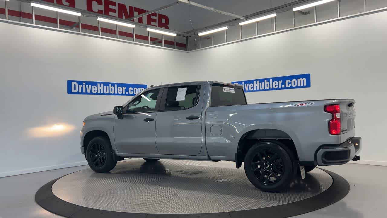 2023 Chevrolet Silverado 1500 Custom