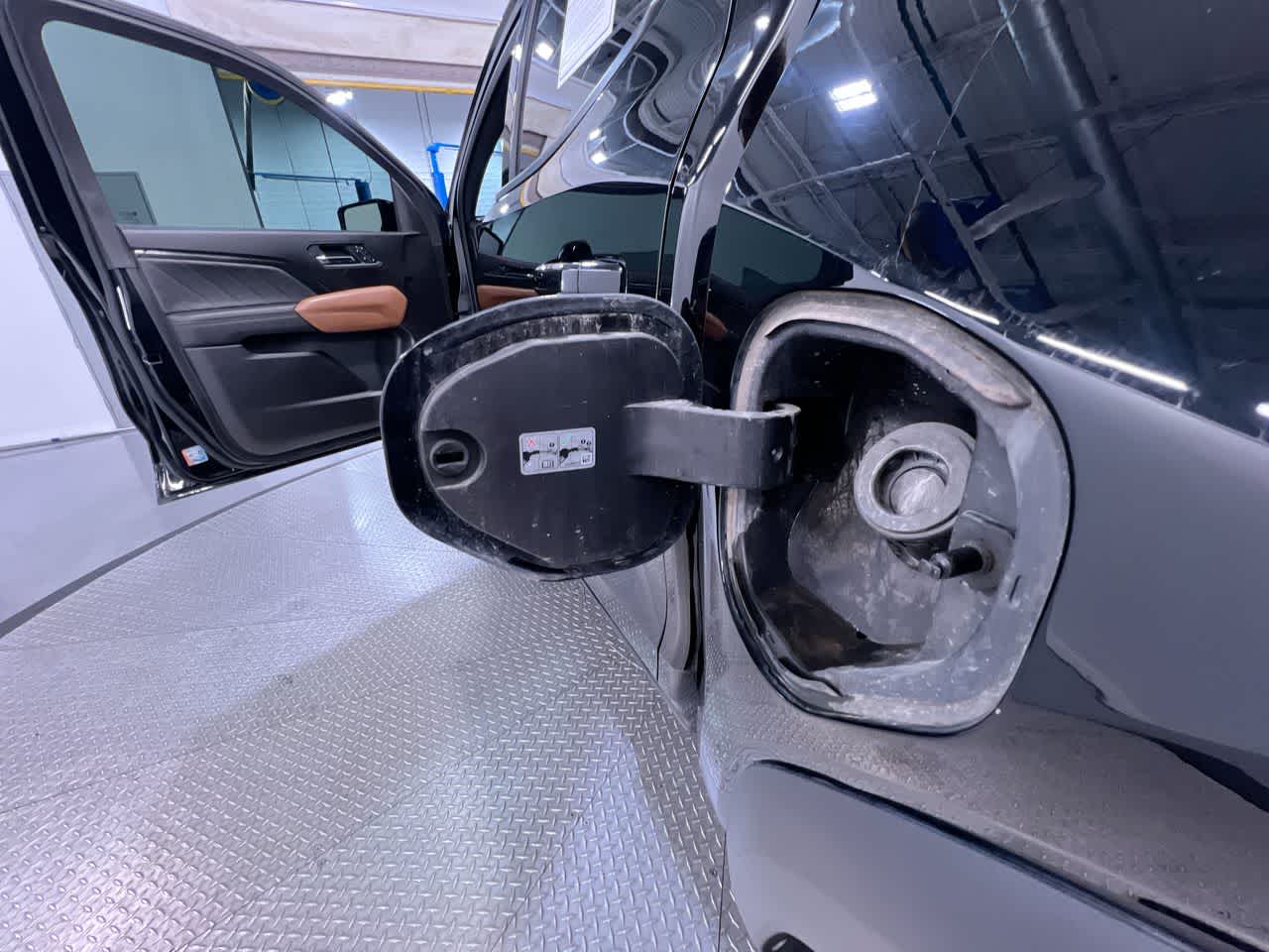 2023 GMC Canyon 4WD AT4