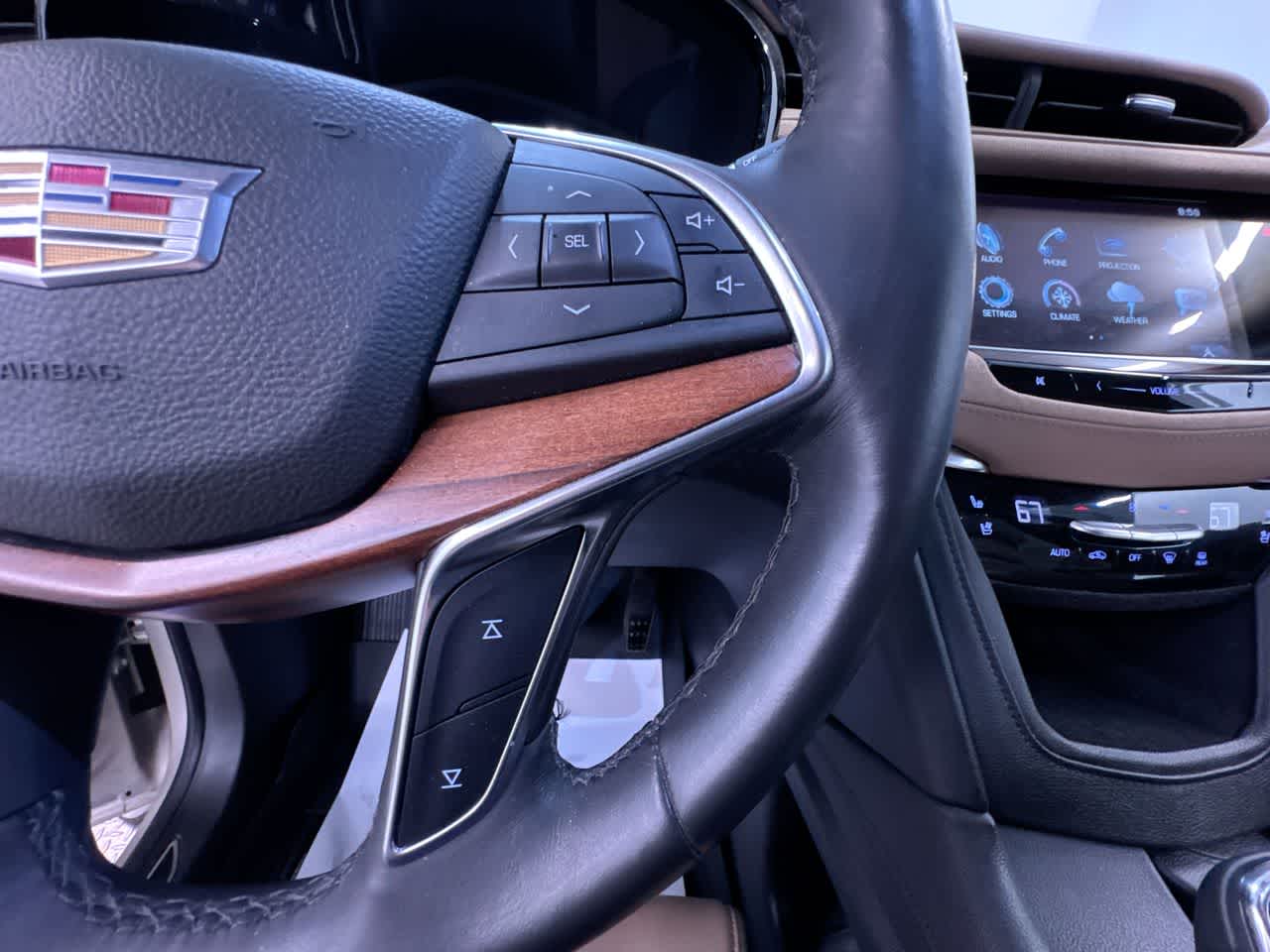 2017 Cadillac XT5 Platinum AWD