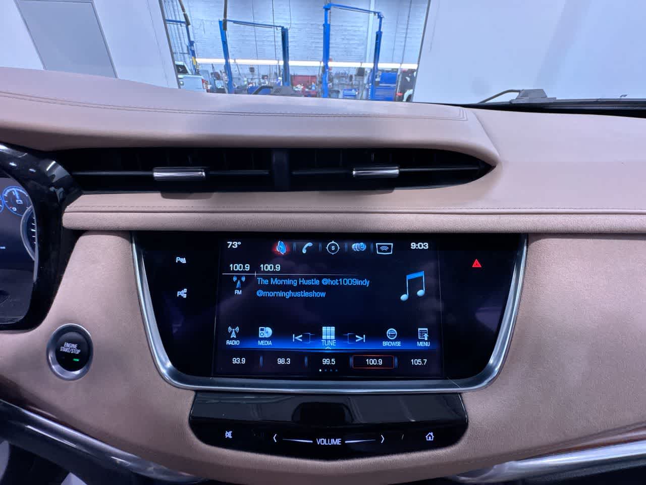 2017 Cadillac XT5 Platinum AWD