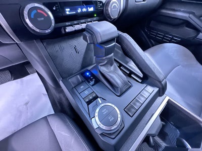 2024 Toyota Tacoma 4WD SR5
