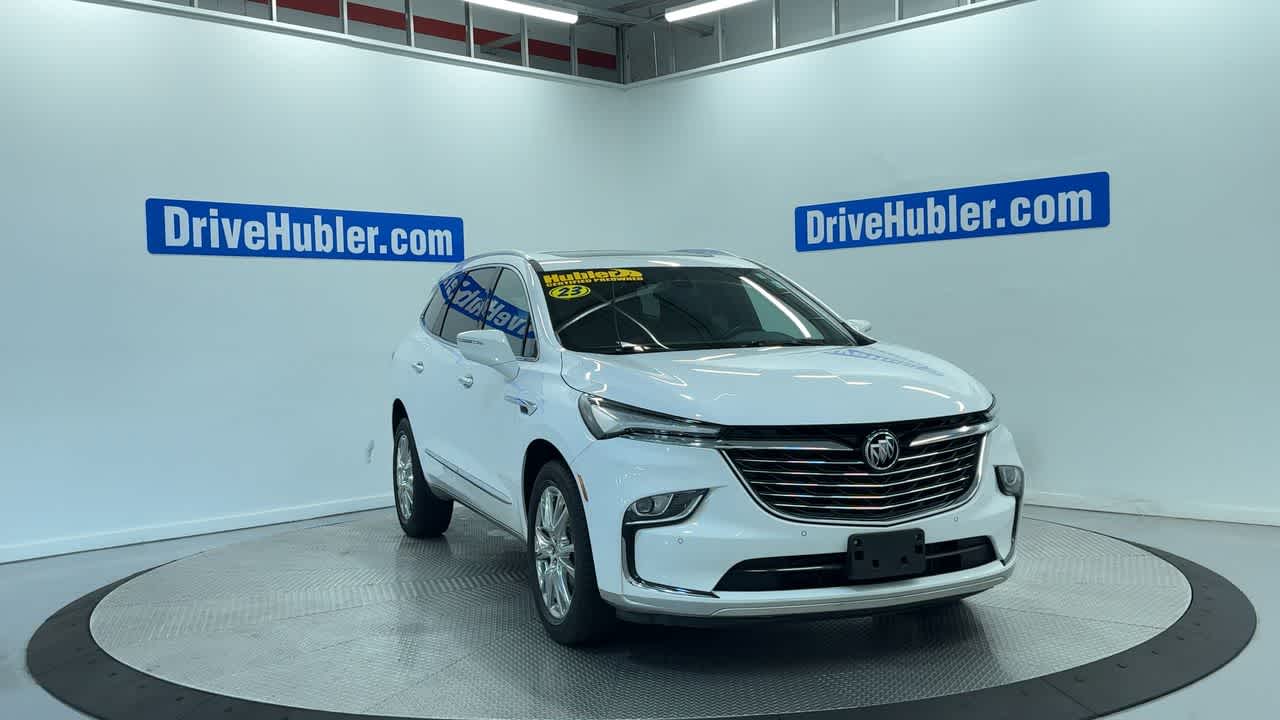 2023 Buick Enclave Essence