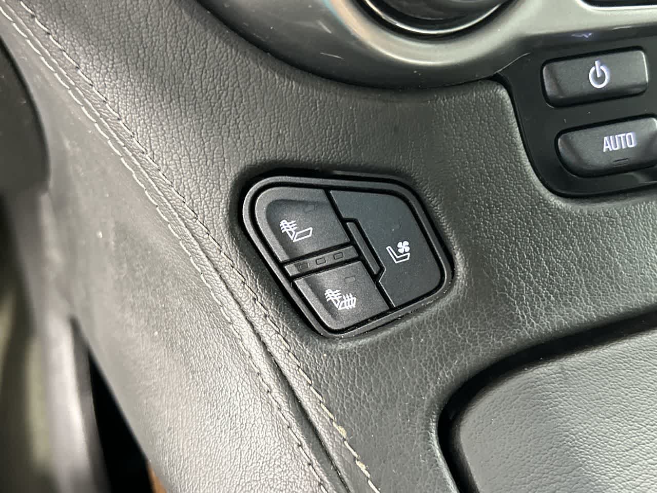 2018 Chevrolet Suburban Premier